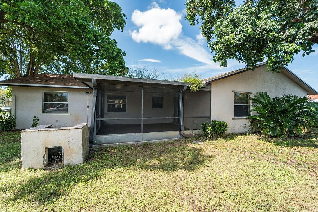 4718 Blue Pine Circle, Greenacres, FL 33463 Photo