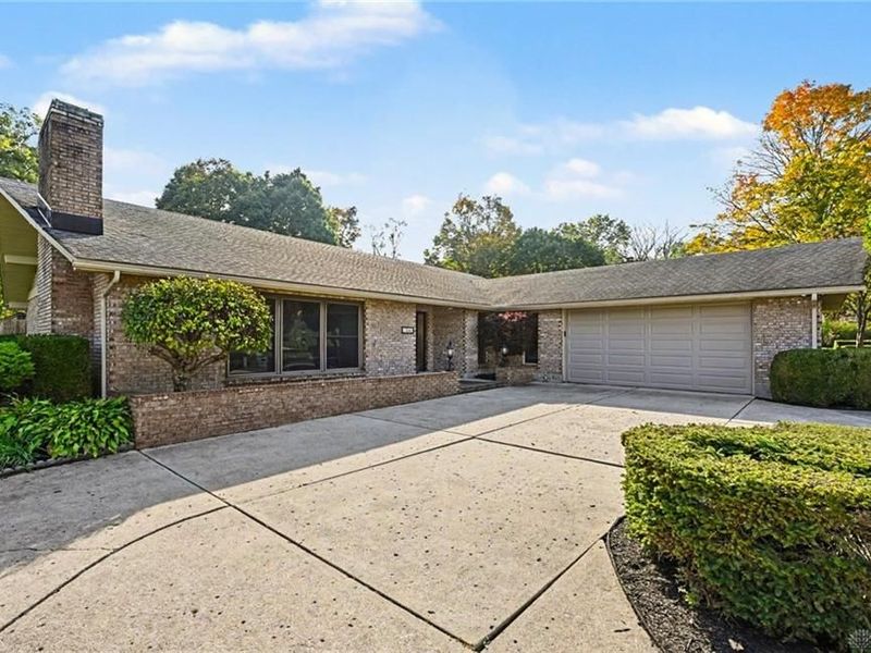 7256 Pepperton Court, Clayton, OH 45415 Photo 6
