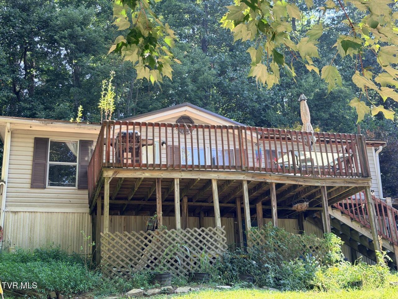 1145 Rollers Chapel Road, Jonesville, VA 24263 Main Photo