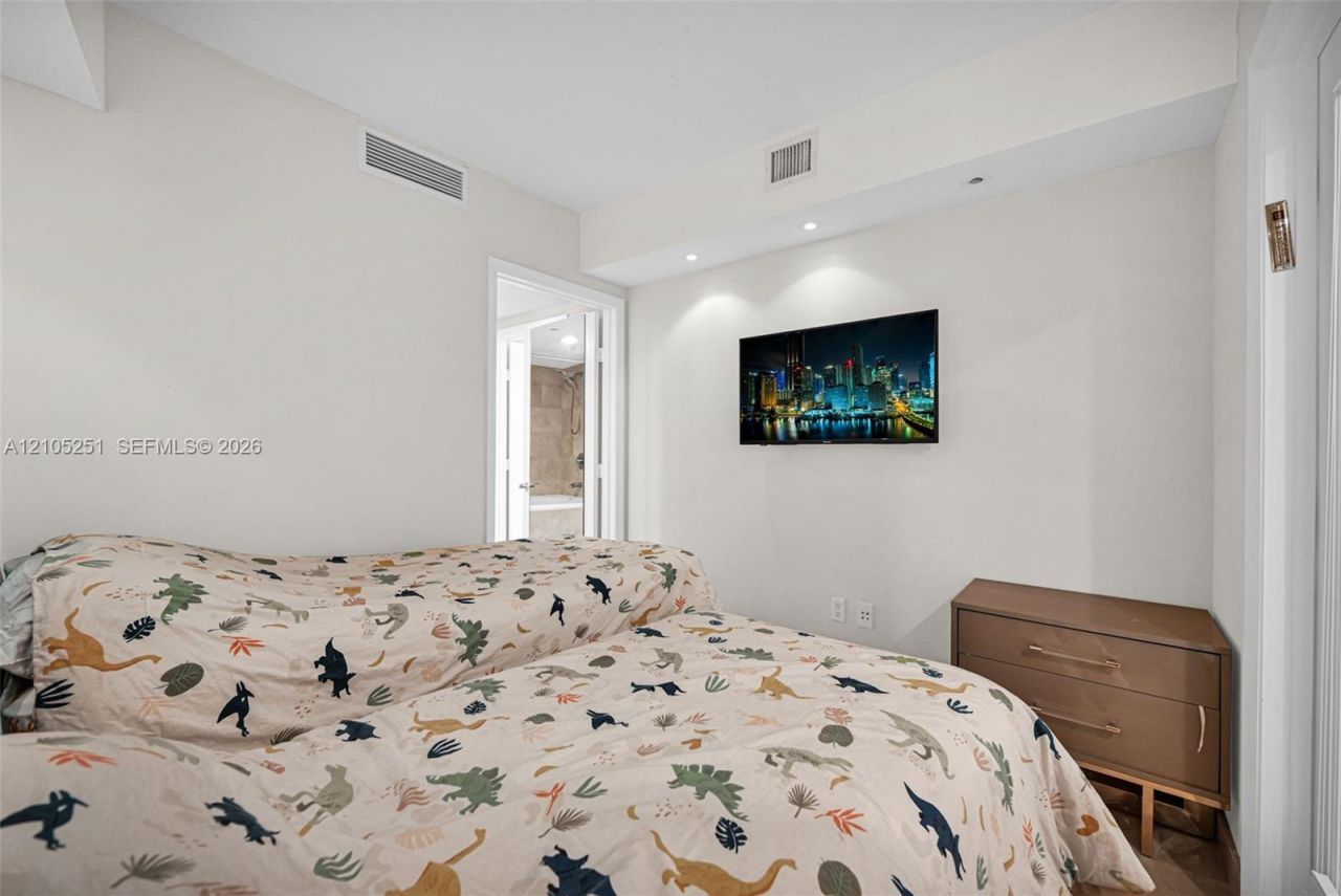 1850 S Ocean Dr , Unit 706, Hallandale Beach, FL 33009 Photo