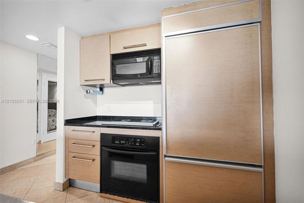 1850 S Ocean Dr , Unit 706, Hallandale Beach, FL 33009 Photo