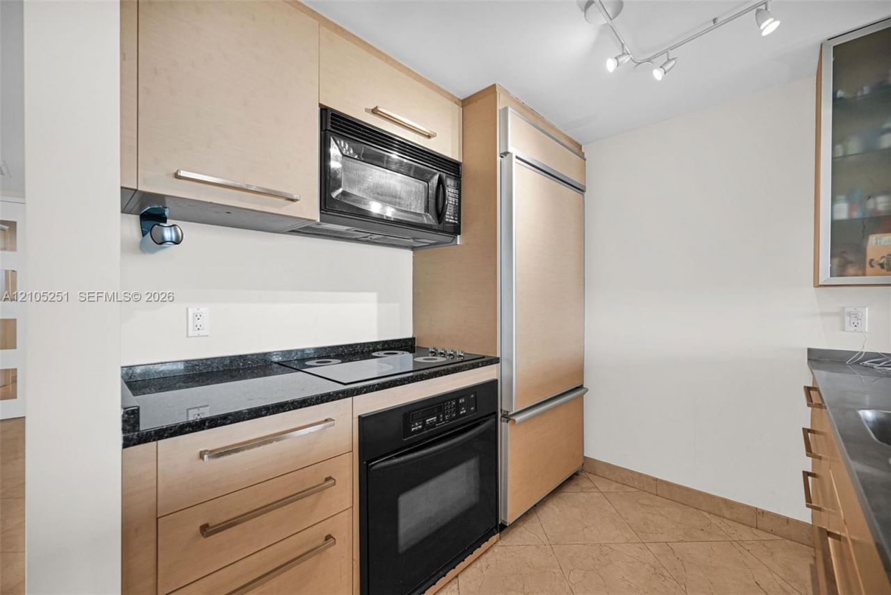 1850 S Ocean Dr , Unit 706, Hallandale Beach, FL 33009 Photo
