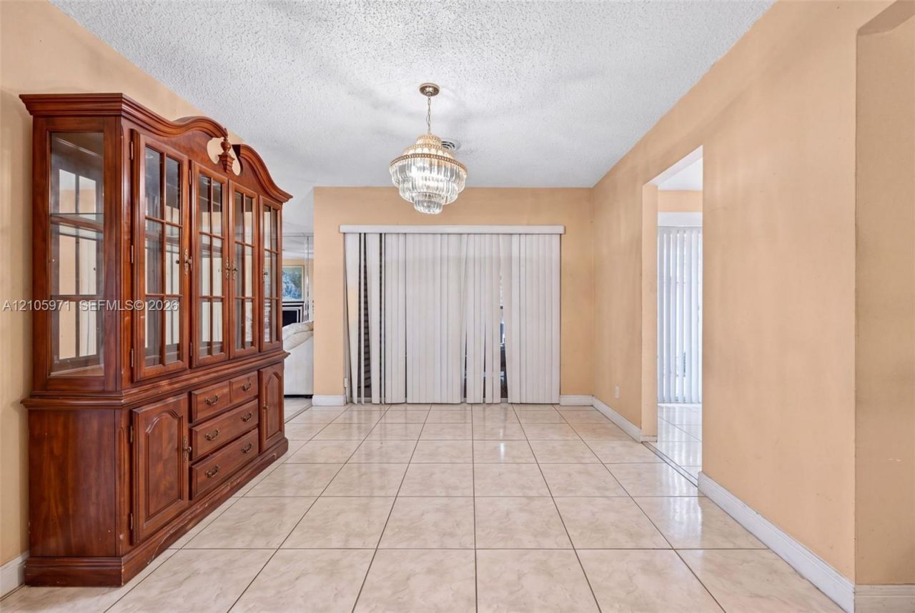 6604 Coconut Dr , Miramar, FL 33023 Photo