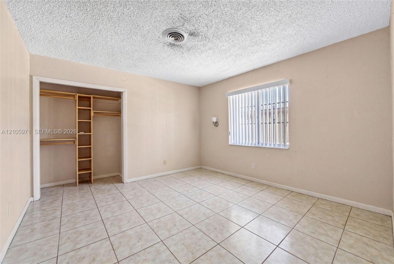 6604 Coconut Dr , Miramar, FL 33023 Photo