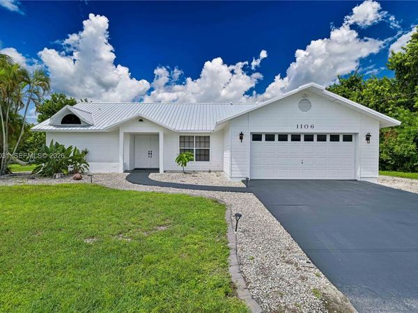 1106 SE 23RD PL, Cape Coral, FL 33990