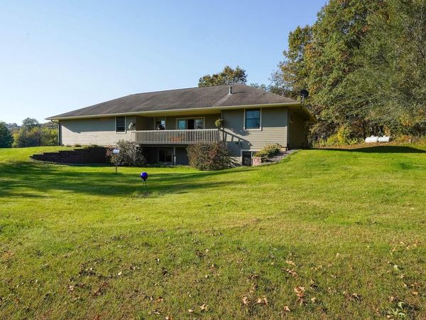 W5136 Hale COURT, Holmen, WI 54636