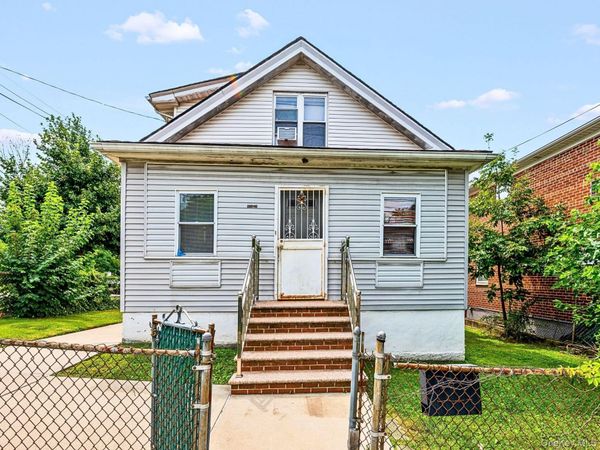 124-18 7th Avenue , College Point, NY 11356