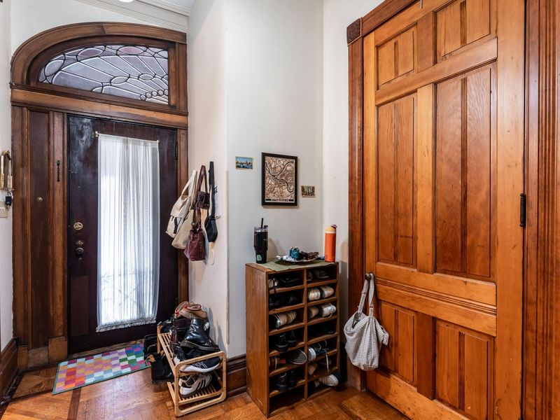 634 Greenup Street, Covington, KY 41011 Photo 4