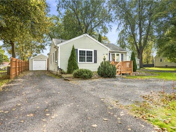 157 Lowden Point Road, Rochester, NY 14612