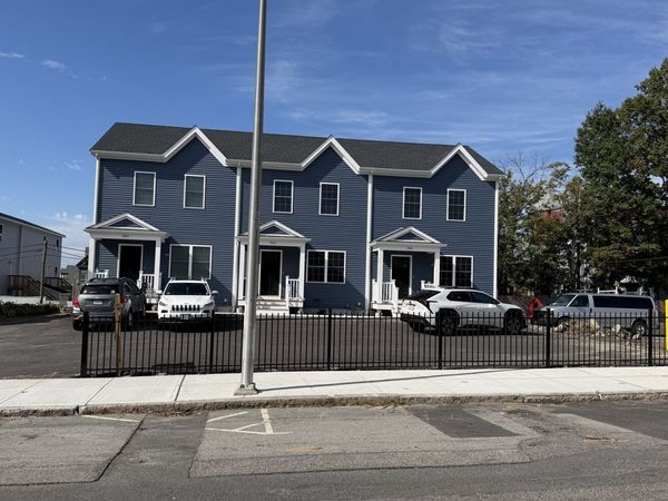 364 High Street, Unit 364, Fall River, MA 02720