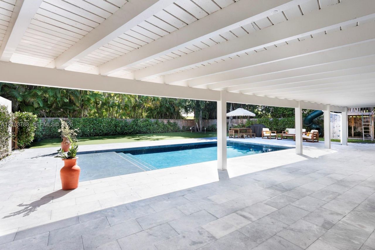 12500 SW 69th Ave, Pinecrest, FL 33156 Photo