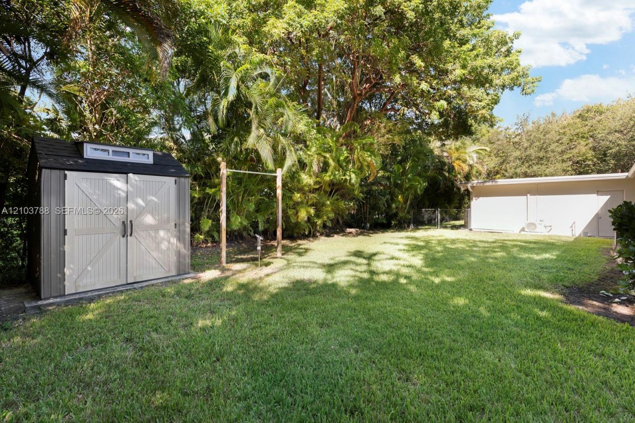 12500 SW 69th Ave, Pinecrest, FL 33156 Photo