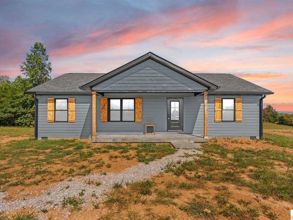 3760 Highway 566 , Magnolia, KY 42757