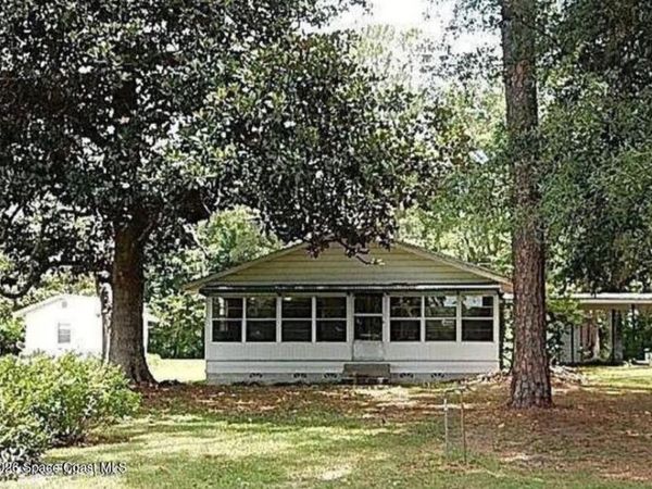 146 Lake Shore Terrace , Interlachen, FL 32148