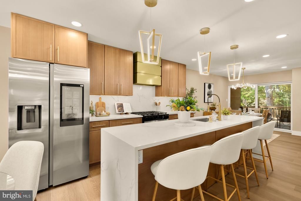 8168 INVERNESS RIDGE ROAD , POTOMAC, MD 20854