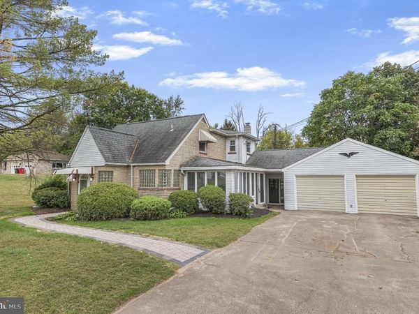 219 S PLEASANT ROAD, POTTSTOWN, PA 19464