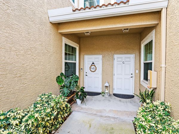 111 LIGHTHOUSE Circle, Unit D, Tequesta, FL 33469