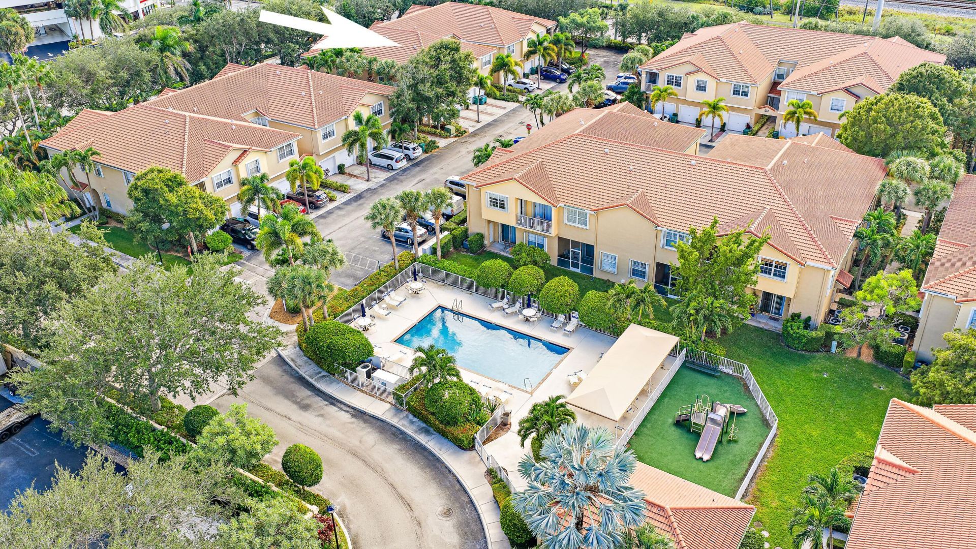 111 Lighthouse Circle, Unit D, Tequesta, FL 33469 Photo