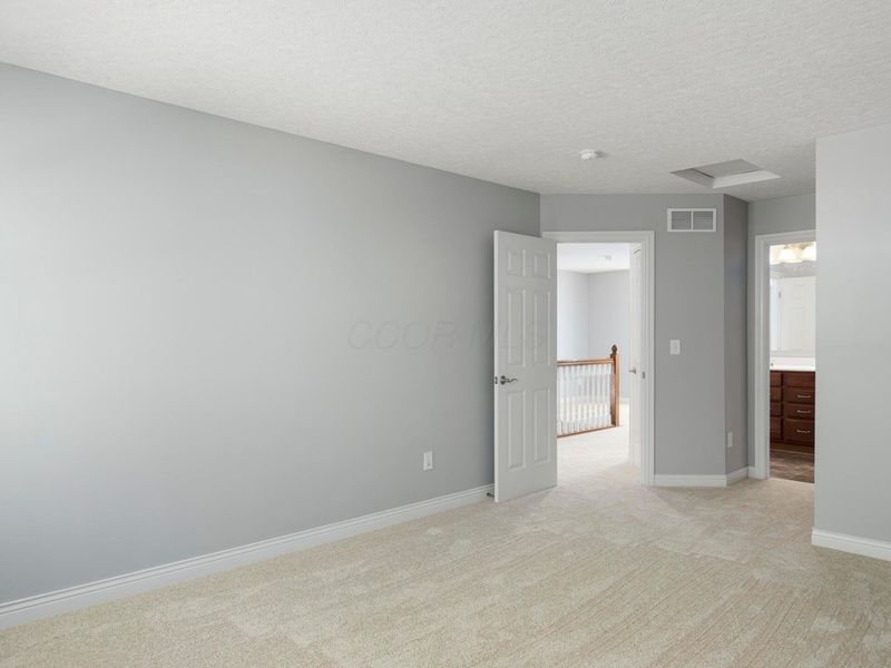 8081 Chatham Green Drive, New Albany, OH 43054 Photo 34