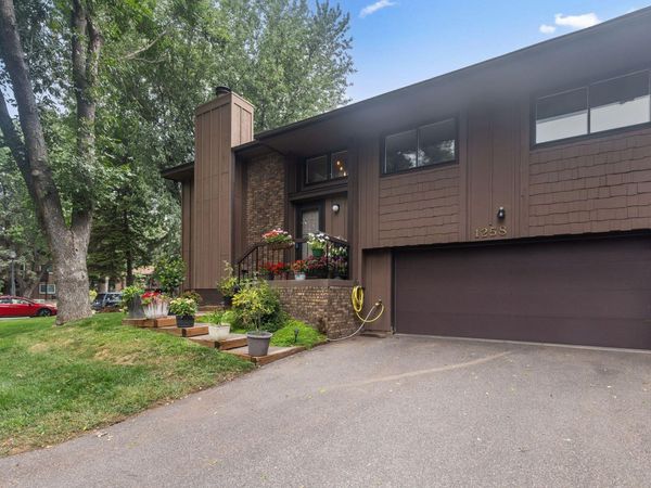 1258 Bridle Path Court , White Bear Lake, MN 55110