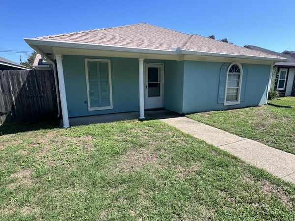 182 Briarfield Avenue, Biloxi, MS 39531
