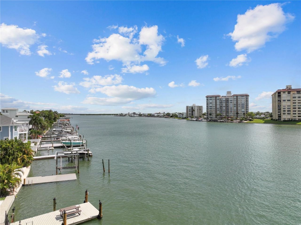 699 Bay Esplanade, Unit 302, Clearwater, FL 33767 Photo