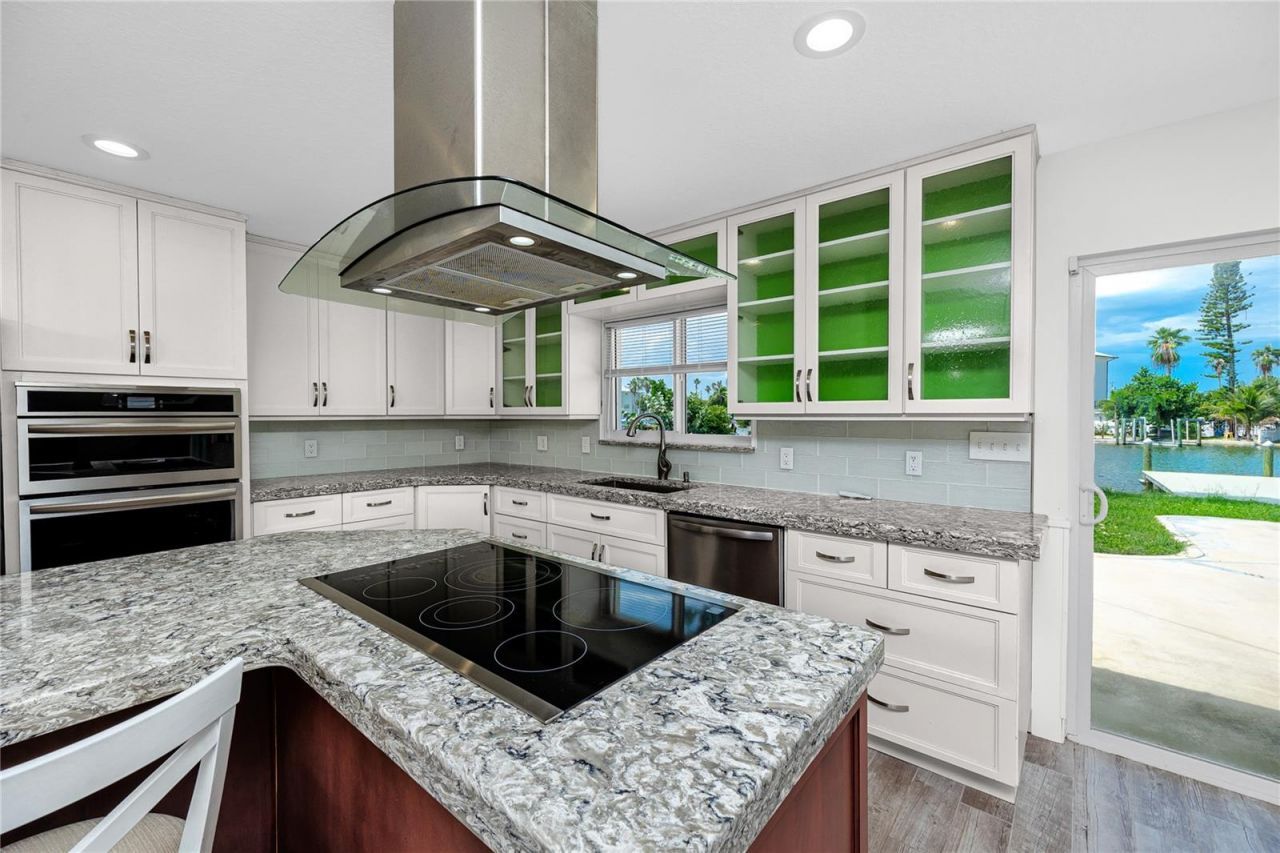 600 Normandy Road, Madeira Beach, FL 33708 Photo