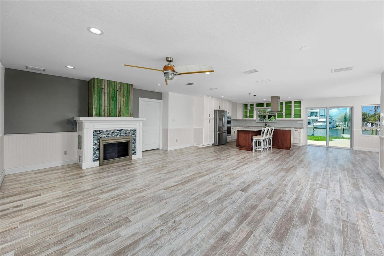 600 Normandy Road, Madeira Beach, FL 33708 Photo