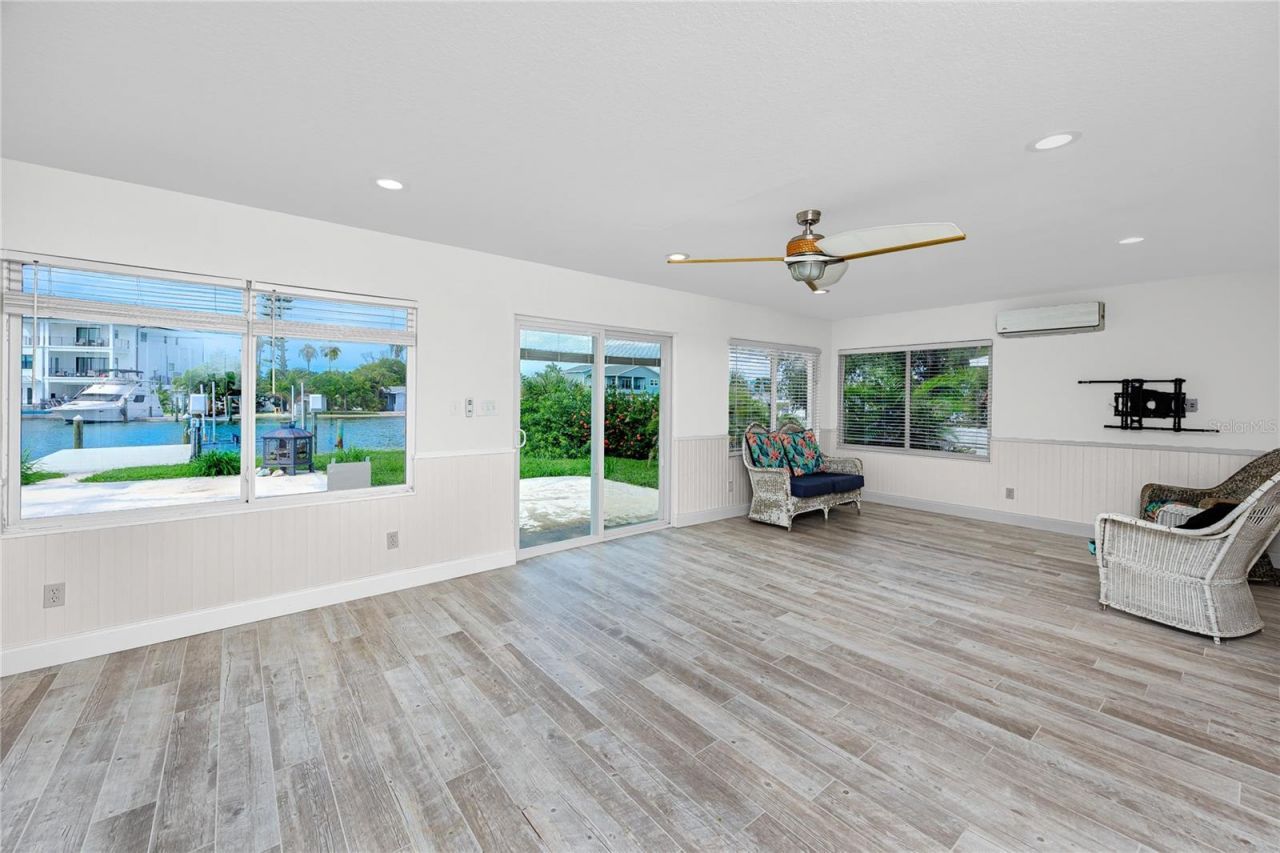 600 Normandy Road, Madeira Beach, FL 33708 Photo