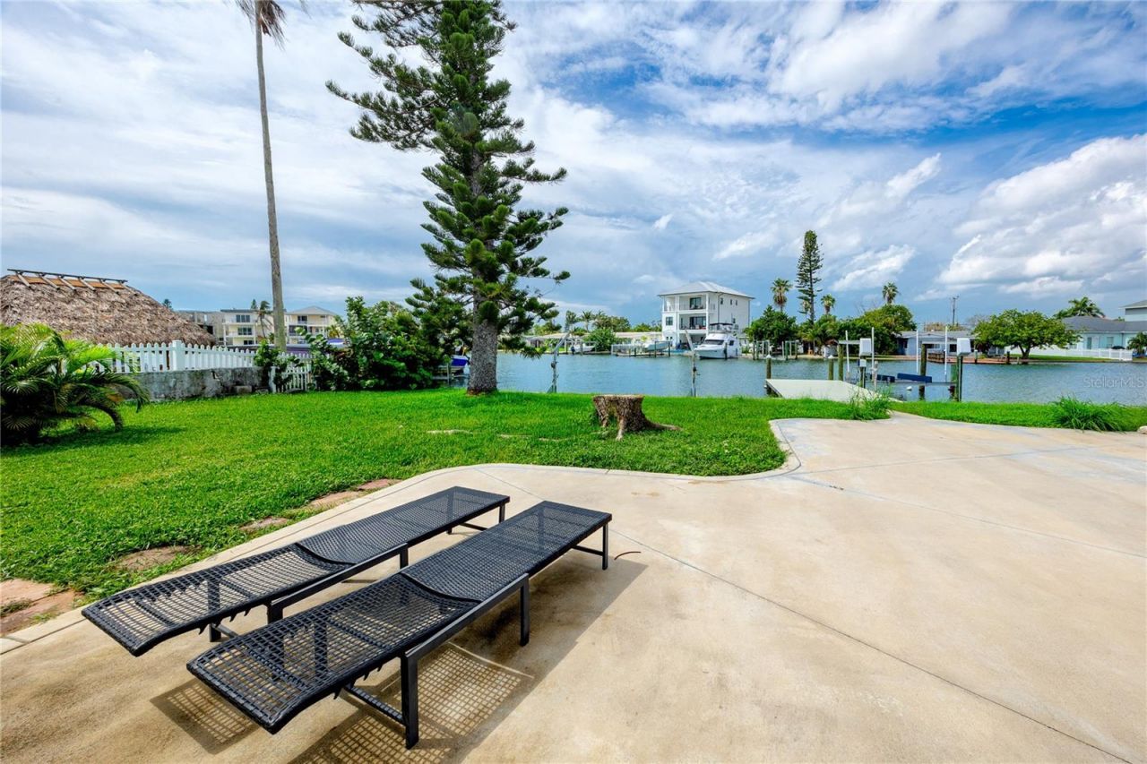 600 Normandy Road, Madeira Beach, FL 33708 Photo