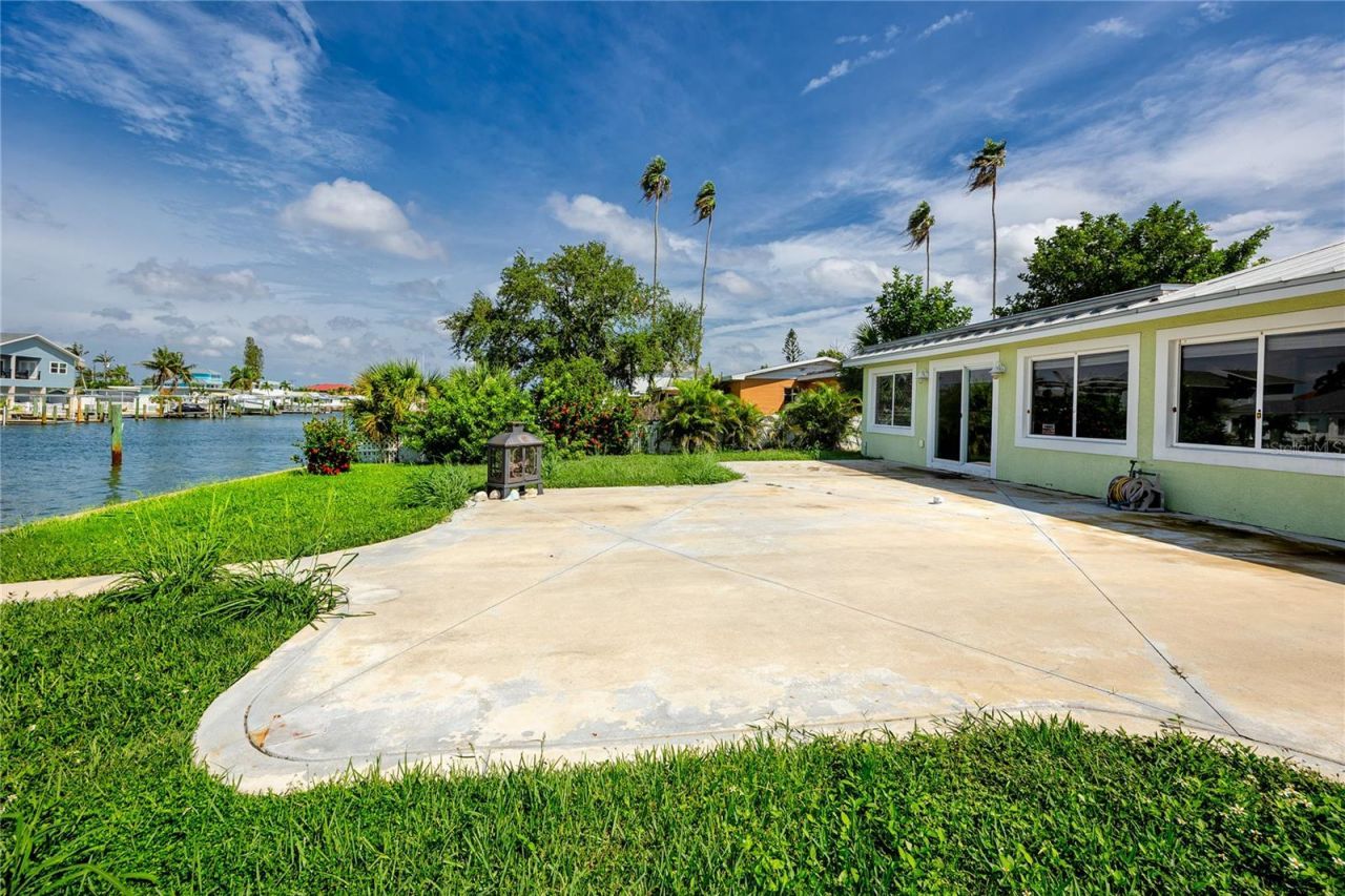 600 Normandy Road, Madeira Beach, FL 33708 Photo