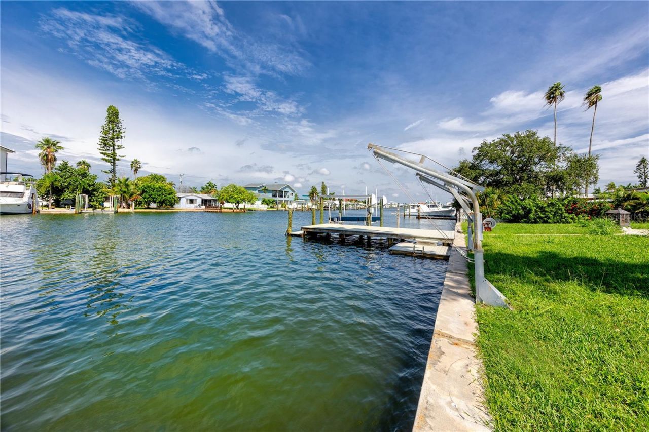 600 Normandy Road, Madeira Beach, FL 33708 Photo
