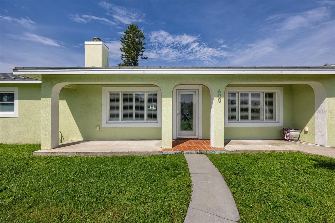 600 Normandy Road, Madeira Beach, FL 33708 Photo