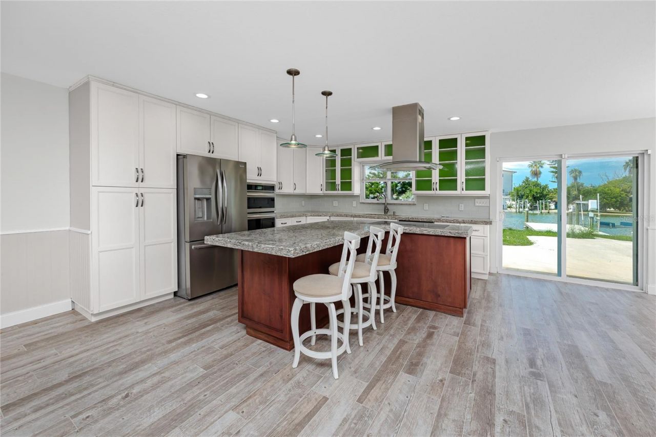 600 Normandy Road, Madeira Beach, FL 33708 Photo