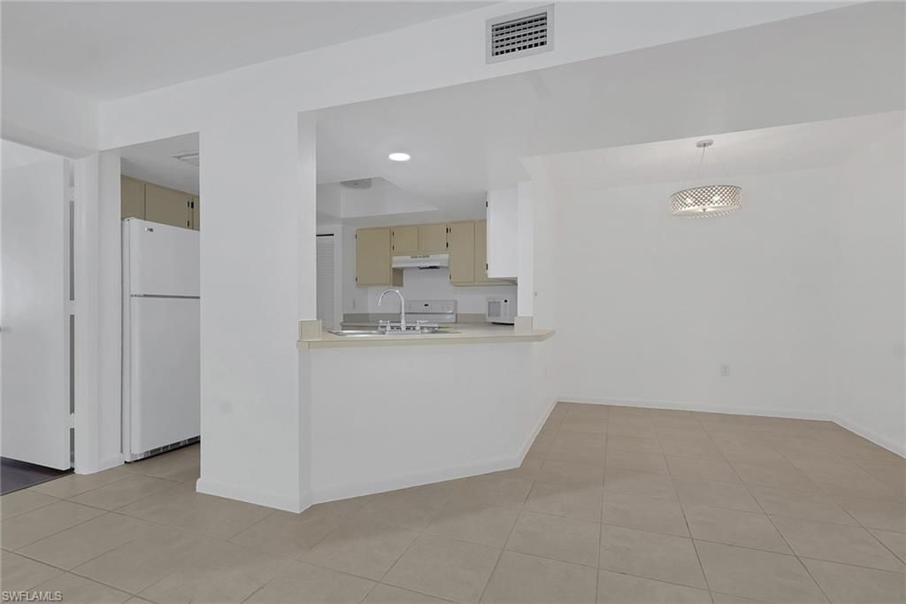 3180 Seasons Way , Unit 916, Estero, FL 33928 Photo