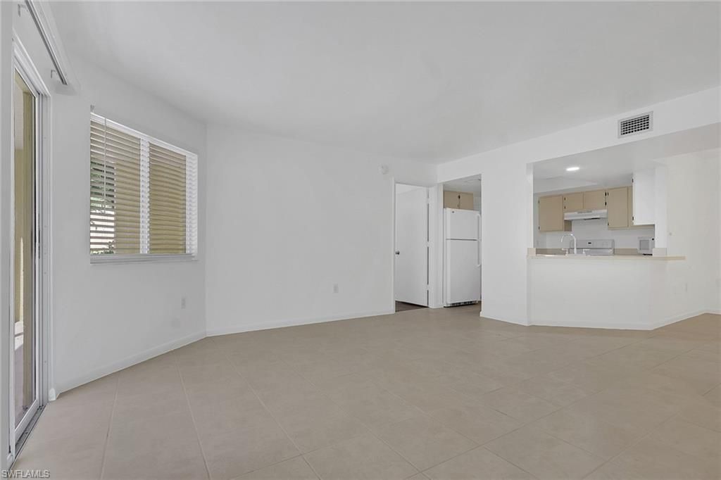 3180 Seasons Way , Unit 916, Estero, FL 33928 Photo