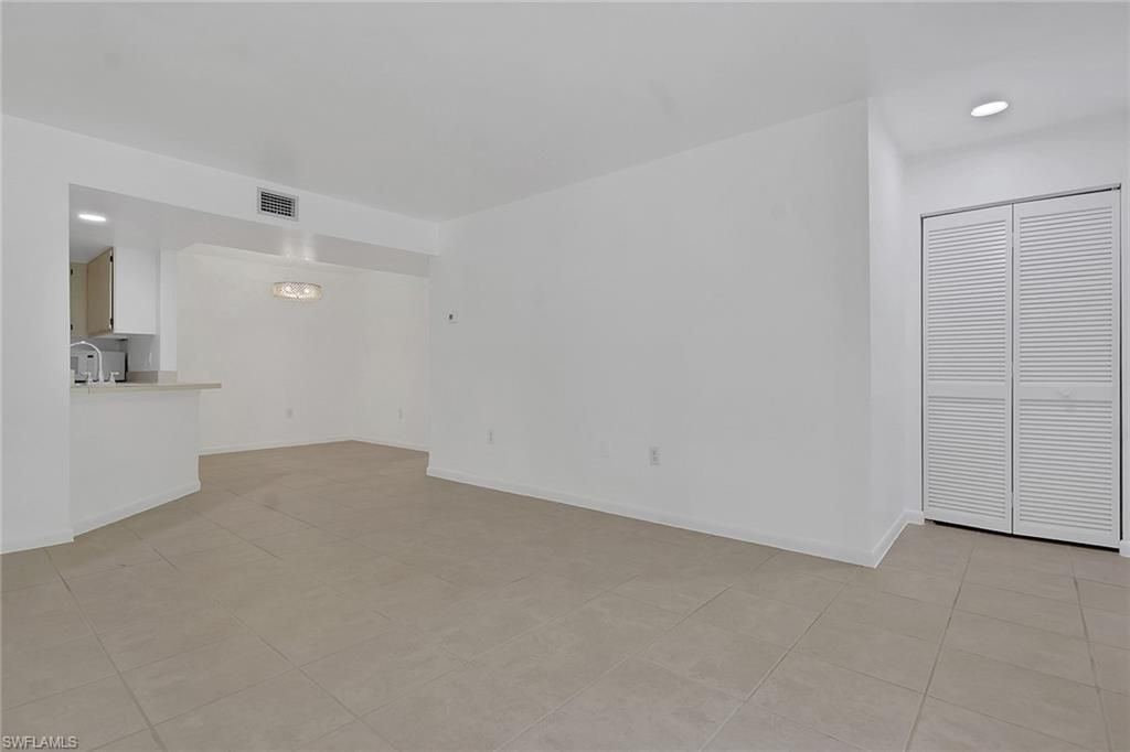 3180 Seasons Way , Unit 916, Estero, FL 33928 Photo