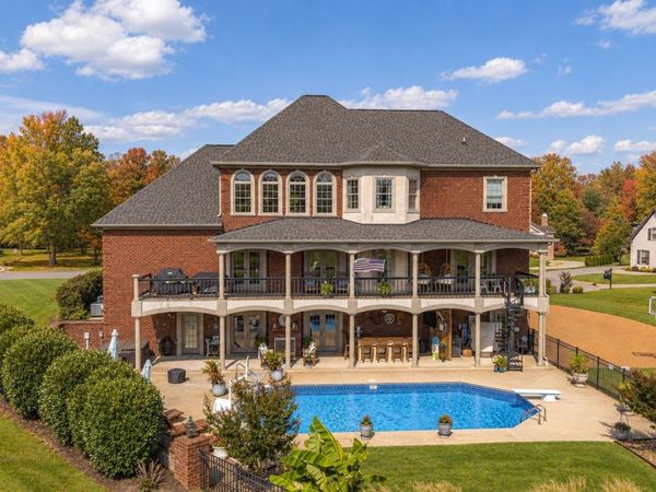 2020 Shoreline Dr , Mount Juliet, TN 37122