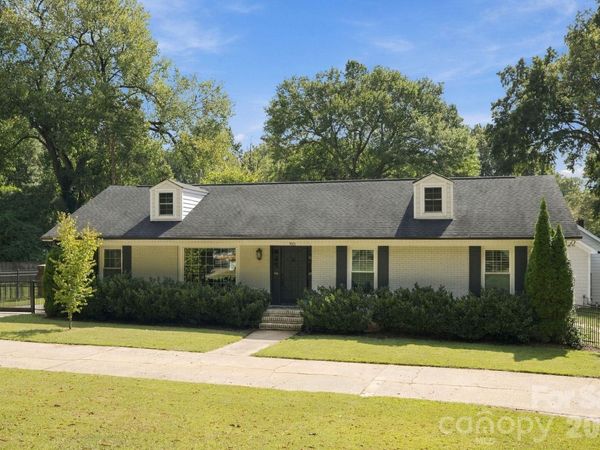 1901 Runnymede Lane, Charlotte, NC 28211