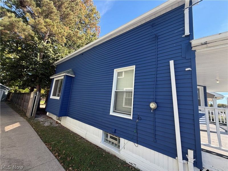 12203 Farringdon Avenue, Cleveland, OH 44105 Photo 21