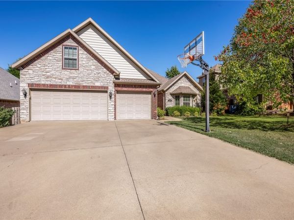 4510 SW Alfalfa Avenue , Bentonville, AR 72713