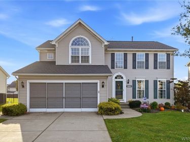 4716 Pineview Drive, Hamburg, NY 14075
