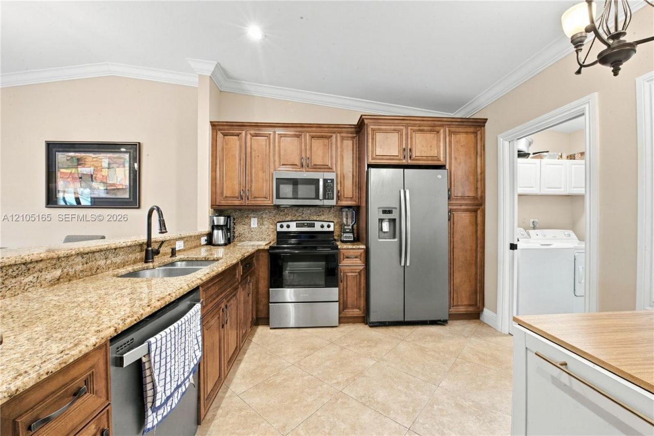 8306 Springlake Dr , Unit 8306, Boca Raton, FL 33496 Photo