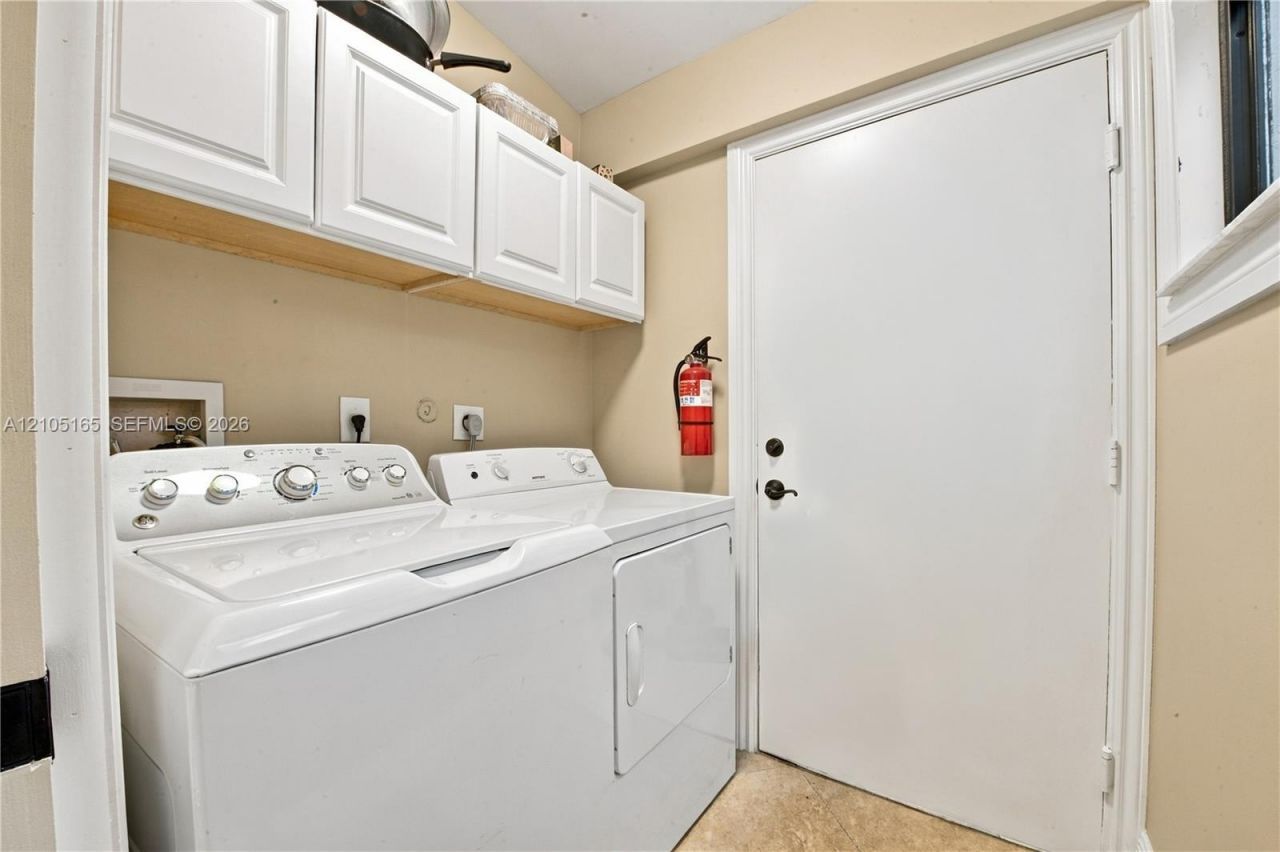 8306 Springlake Dr , Unit 8306, Boca Raton, FL 33496 Photo
