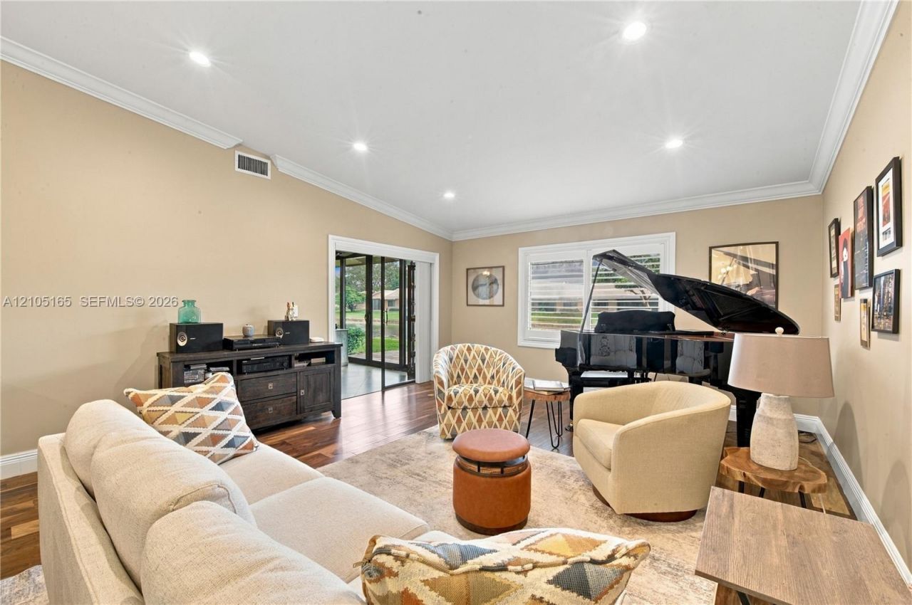 8306 Springlake Dr, Unit 8306, Boca Raton, FL 33496 Photo