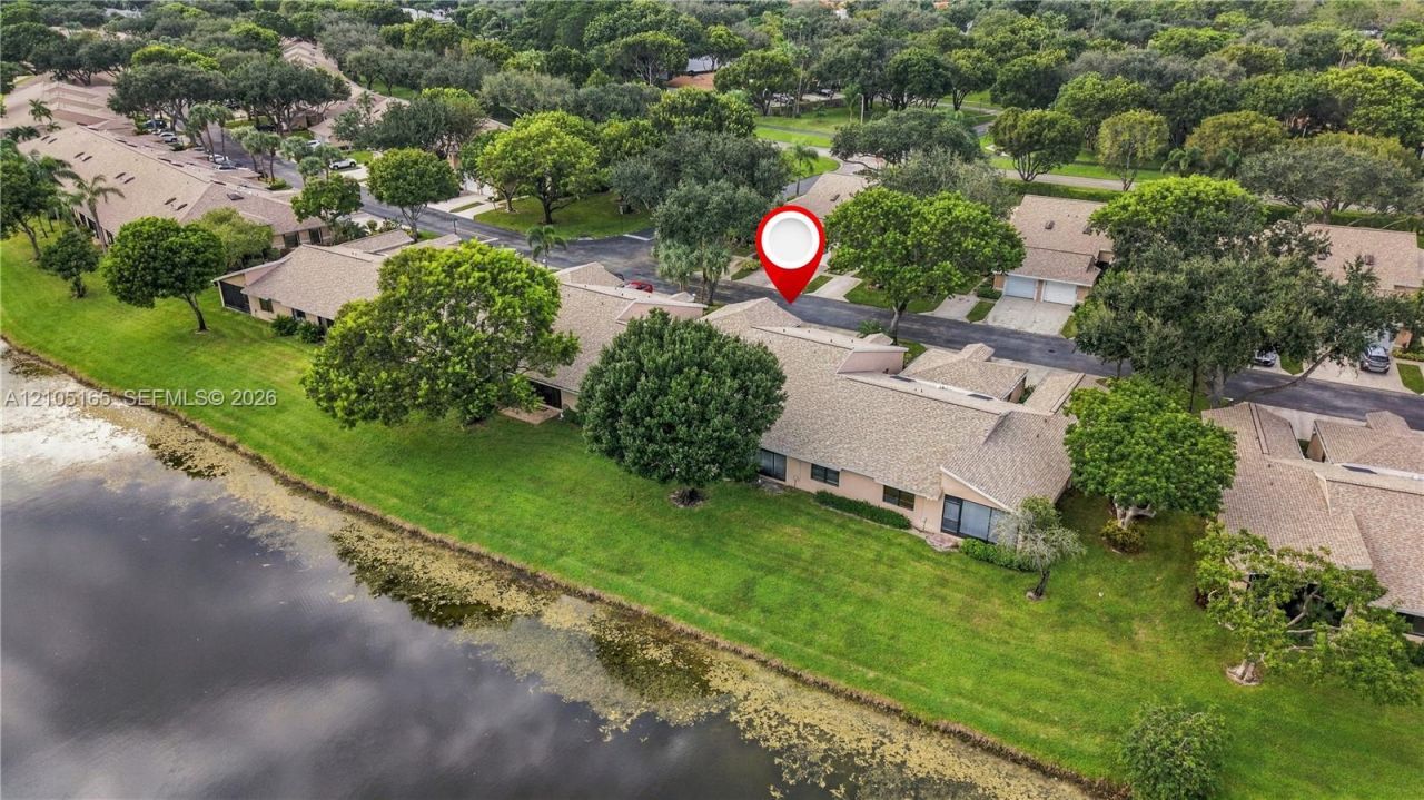 8306 Springlake Dr, Unit 8306, Boca Raton, FL 33496 Photo
