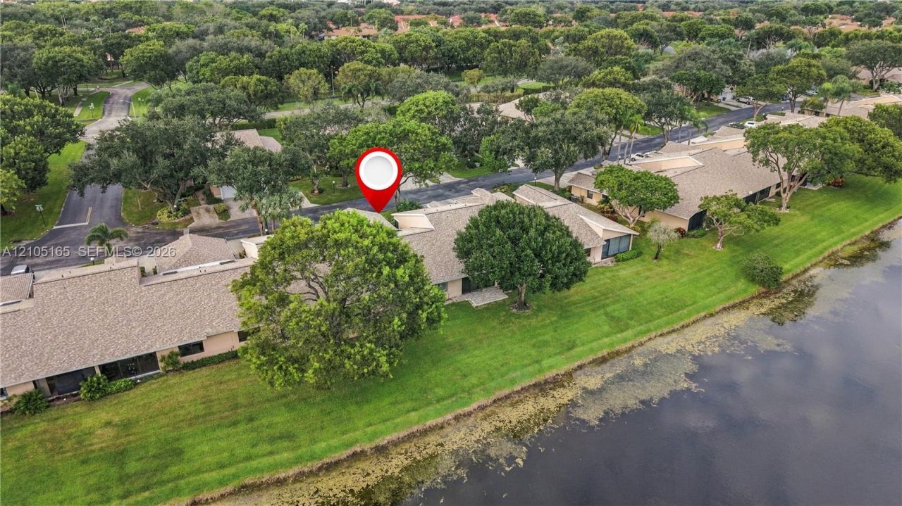 8306 Springlake Dr , Unit 8306, Boca Raton, FL 33496 Photo