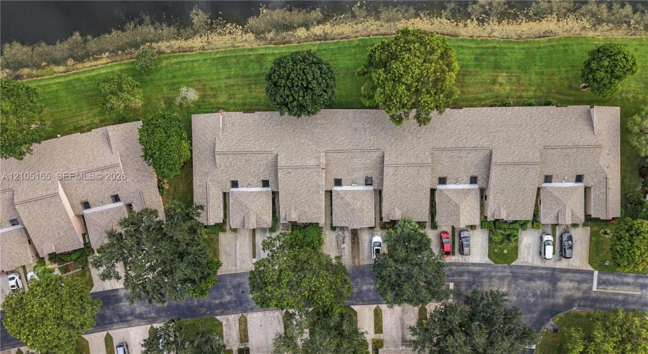 8306 Springlake Dr , Unit 8306, Boca Raton, FL 33496 Photo