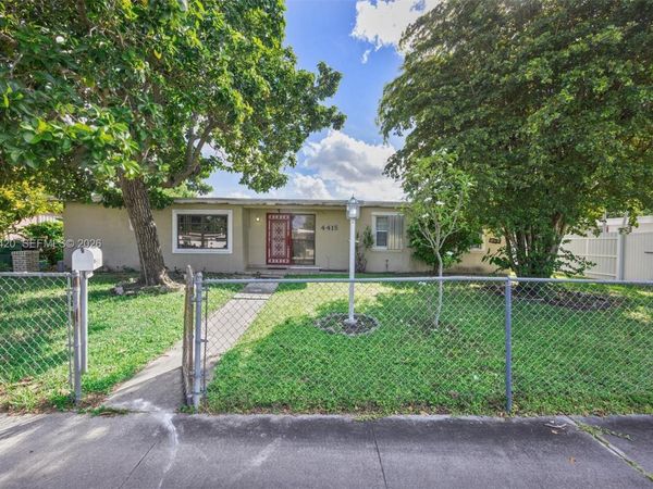 4415 SW 112th Pl, Miami, FL 33165