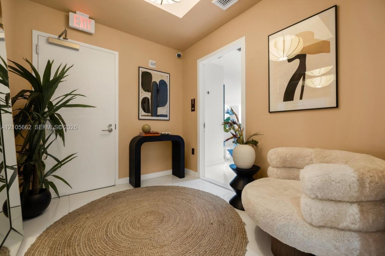 851 NE 1st Ave , Unit 3403, Miami, FL 33132 Photo